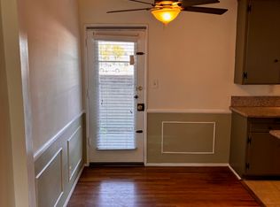 3718 W Chandler Blvd #B, Burbank, CA 91505