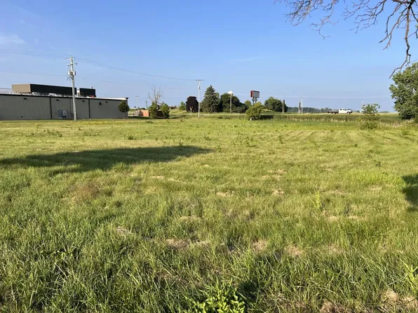 260 HIGHLAND DRIVE, Fredonia, WI 53021