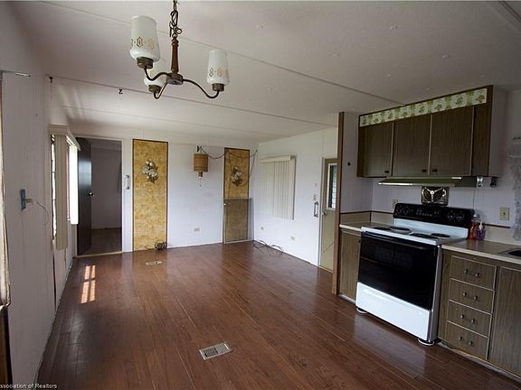 5th image of 3305 Illinois Ave