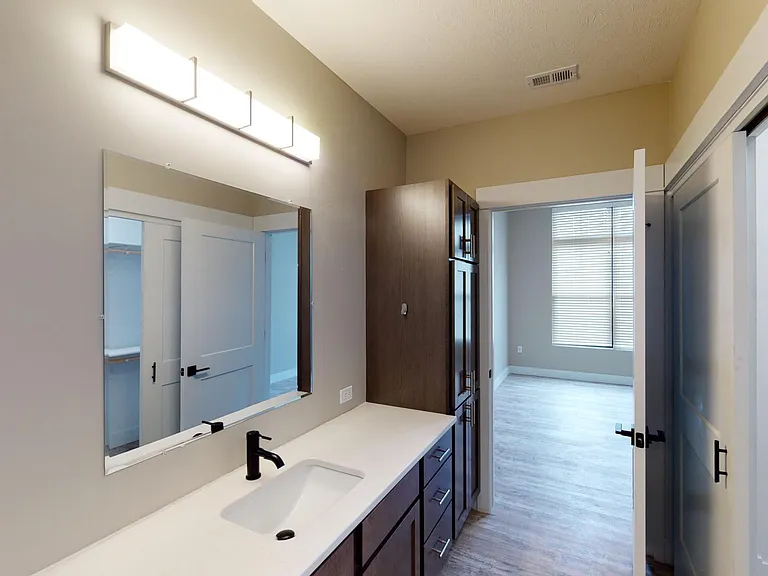 Element 30 Apartments — Photo 52