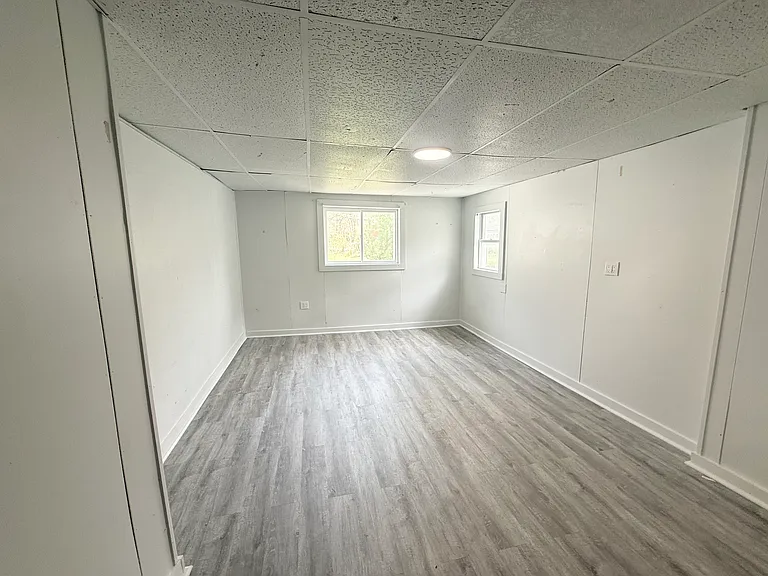 754 N Sharpsville Ave — Photo 7