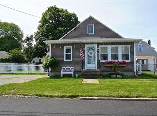37 Windsor Rd, Pawtucket, RI 02861