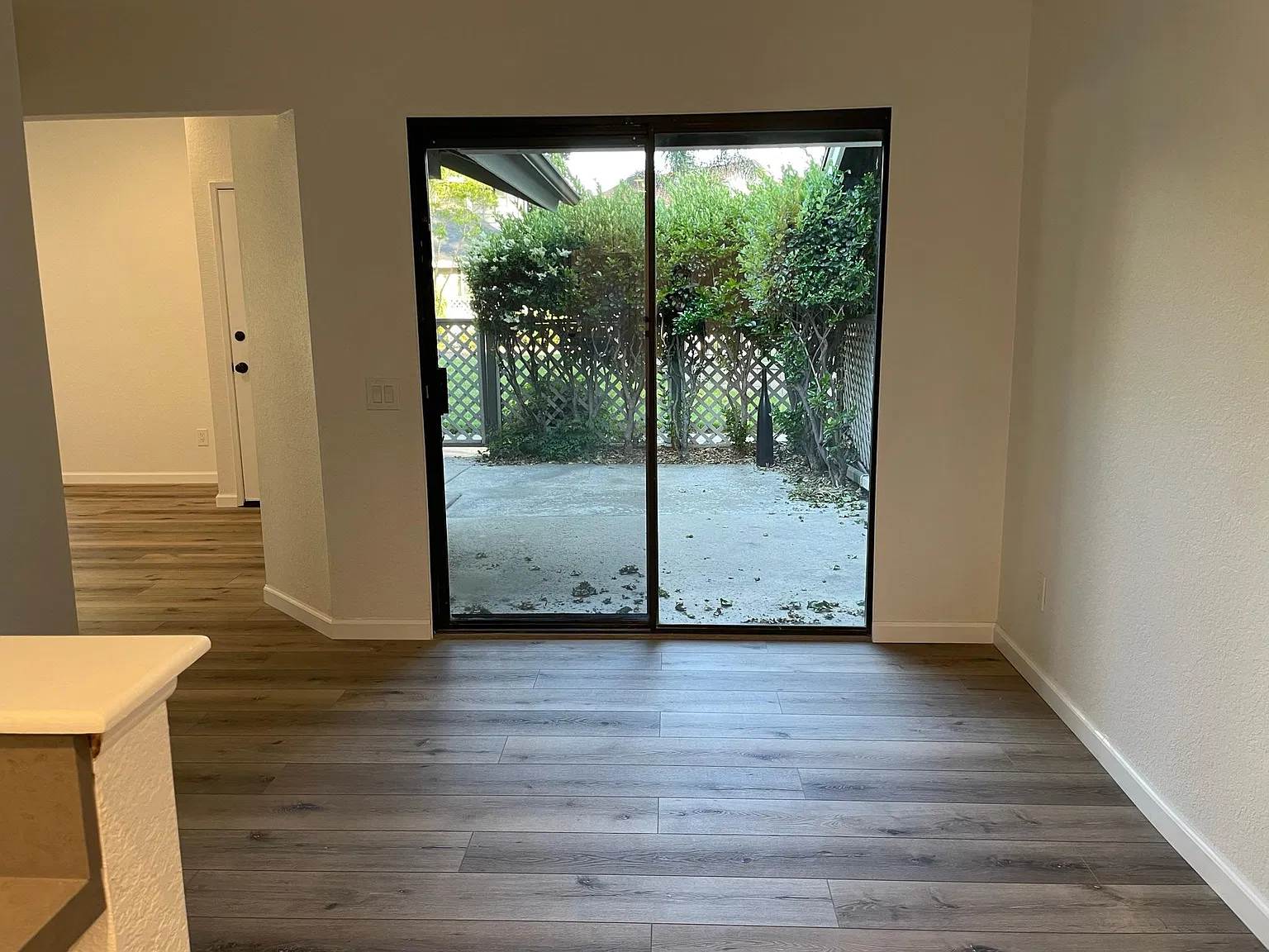 2 bed, 718 sqft, $2,500 — Photo 4