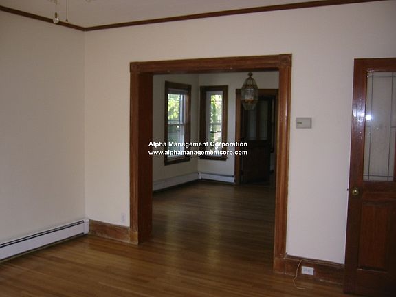 2nd image of 7 Eric Rd