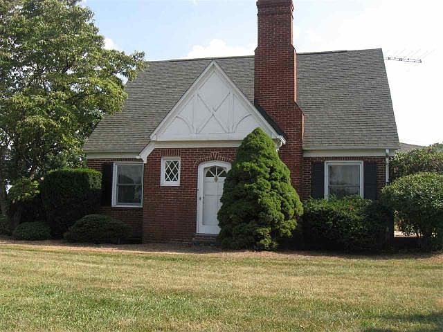 1st image of 48 Maple Hill Ln