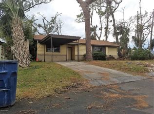 1047 La Paloma Ter, Panama City, FL 32401