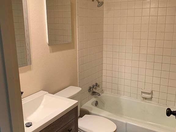 4th image of 716 N Sprigg St APT 304