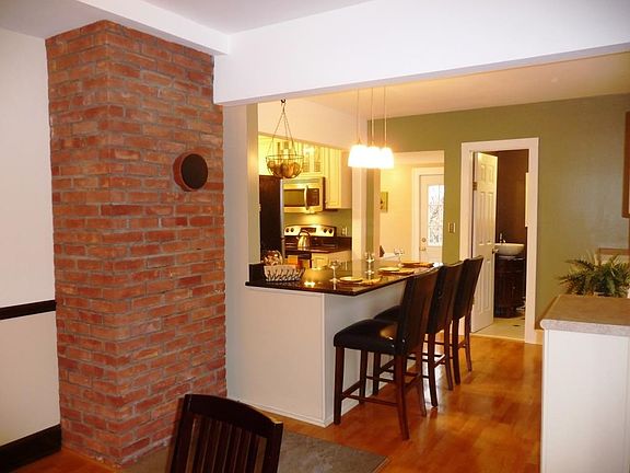 2nd image of 40 Pinehurst Ave