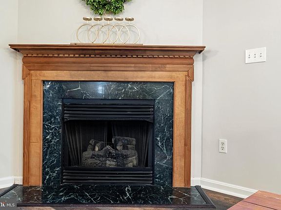 4th image of 9373 Walden Ln