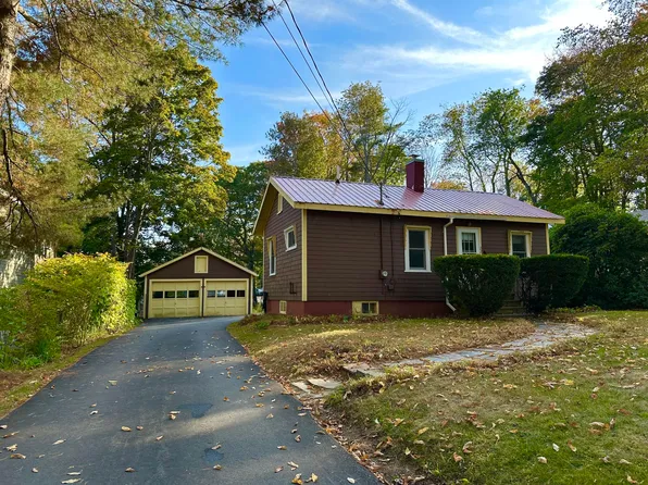 22 Salmond Street, Belfast, ME 04915