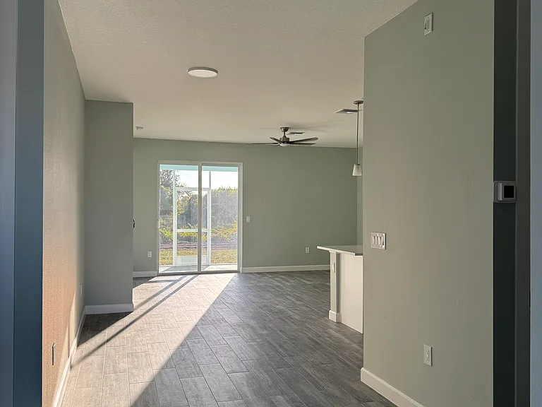 7327 David Blvd — Photo 7