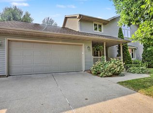 2524 Carriedale Ct, Fitchburg, WI 53711