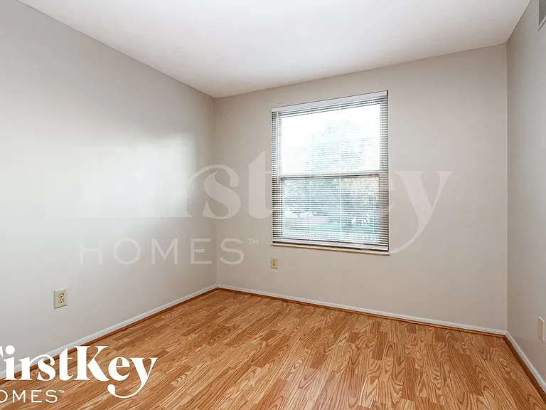 6702 Revere Ln — Photo 11