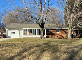 410 W Hamburg St, Pinckney, MI 48169