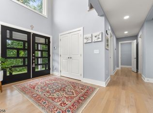 98 King George Rd, Warren Twp., NJ 07059