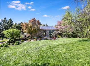 23 Sipe Rd, Coraopolis, PA 15108