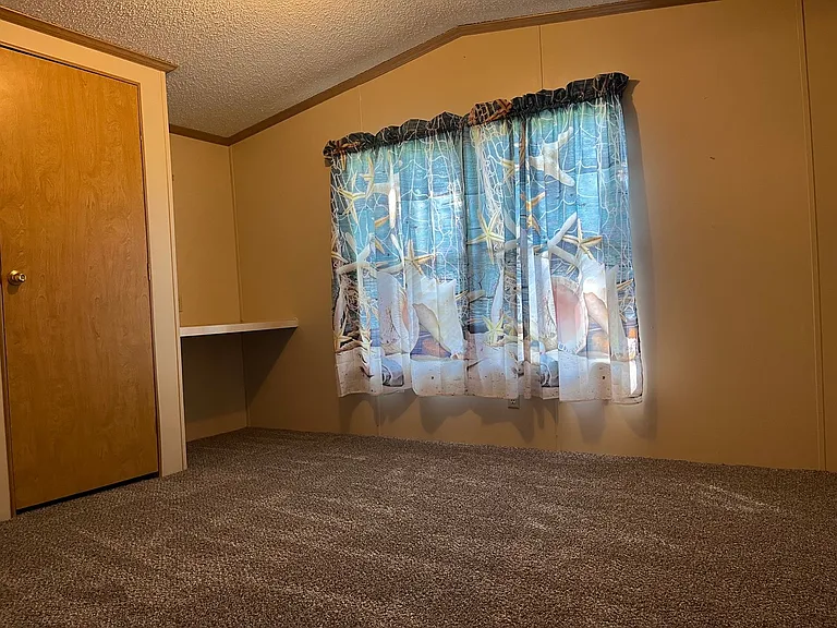 22927 Cypress Dr — Photo 10