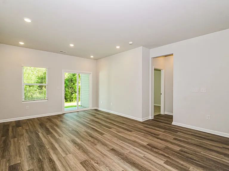 333B Parkington Ln — Photo 6
