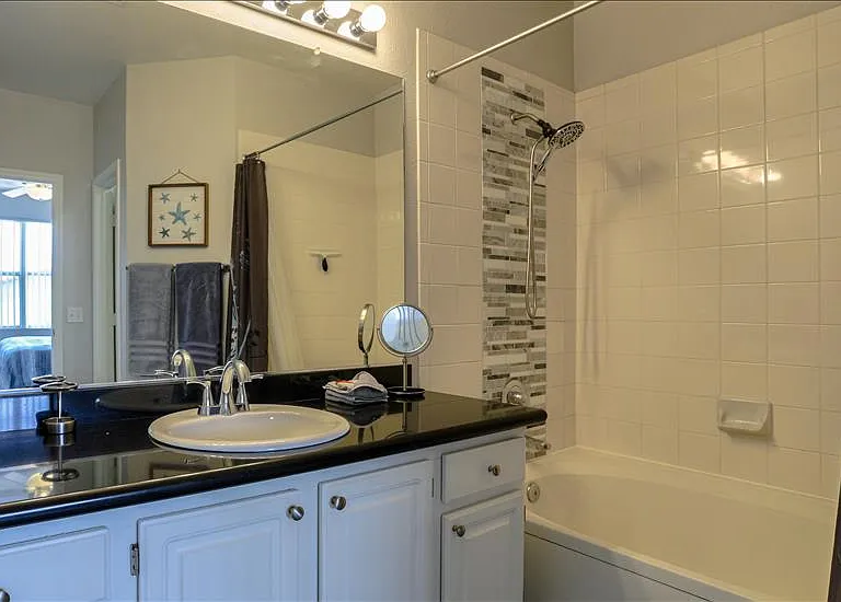 Master Bath with Garden Tub with dual shower.