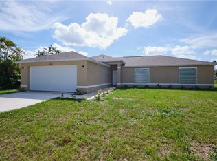 402 SE 1st Terrace Cpe, Cape Coral, FL 33990