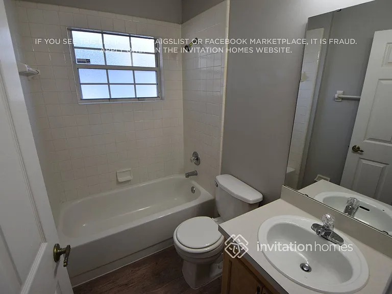 11179 Barbizon Cir E — Photo 9