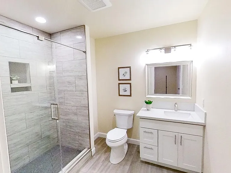 1722 NE Jackson School Rd — Photo 21