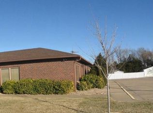 10 S Main St, South Hutchinson, KS 67505