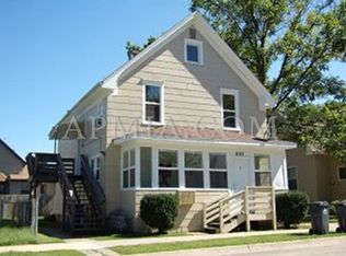 605 4th St SW APT 2, Cedar Rapids, IA 52404