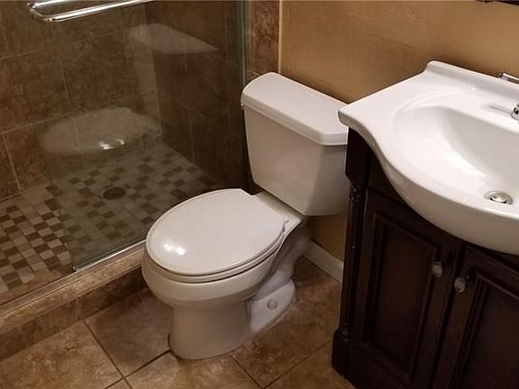 5th image of 2700 Coral Springs Dr APT 211