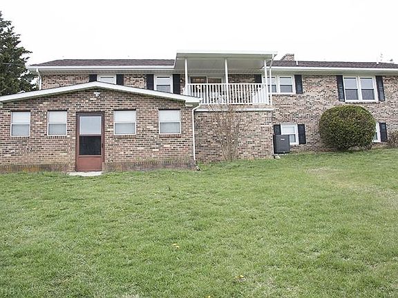 2nd image of 165 White Pine Dr
