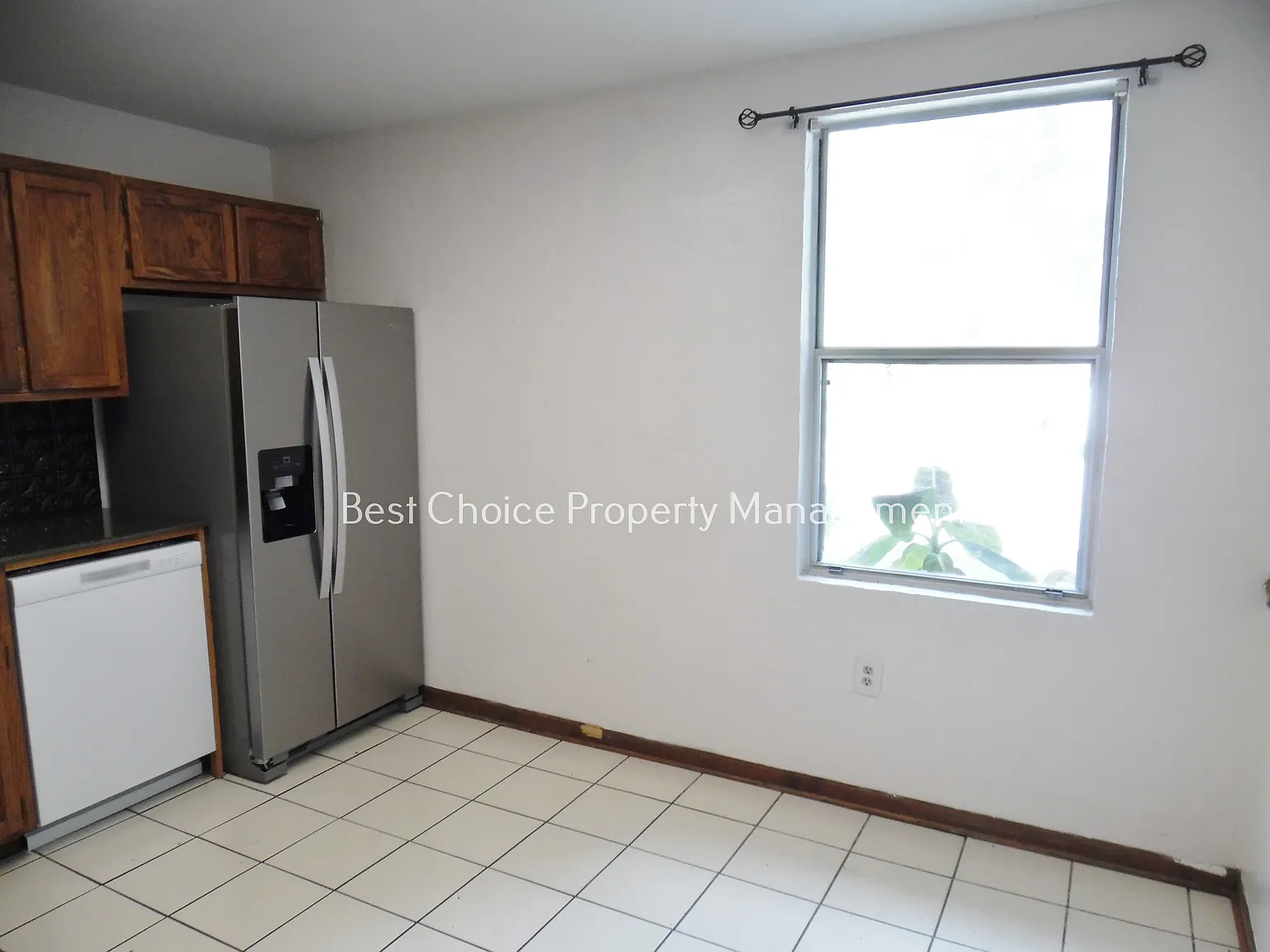 2 bed, 900 sqft, $1,075 — Photo 3