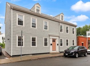 17 Daniels St #1, Salem, MA 01970