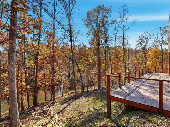 8155 Stone Hill Rd, Cumming, GA 30028