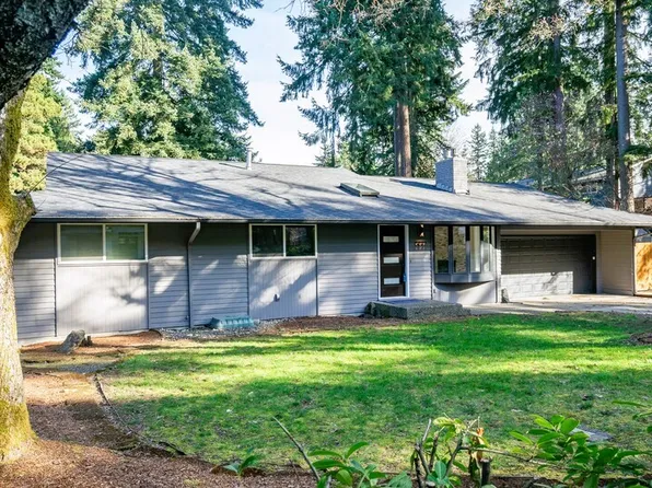 6832 122nd Ave NE, Kirkland, WA 98033