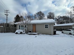 5932 Park Lake Rd, Bath, MI 48808