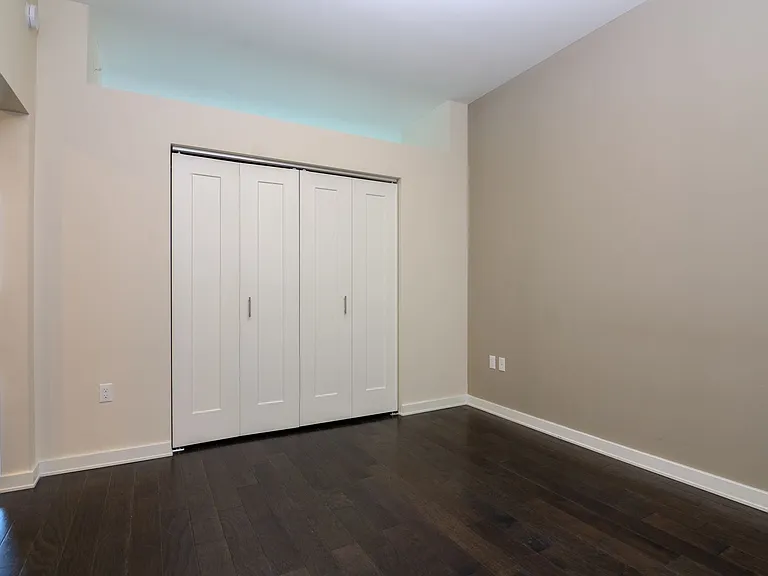 1212 Laurel St #1512 — Photo 10