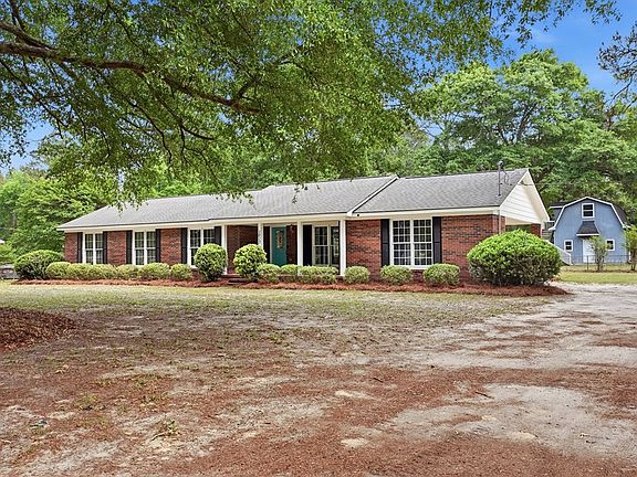 3rd image of 1013 White Pond Rd