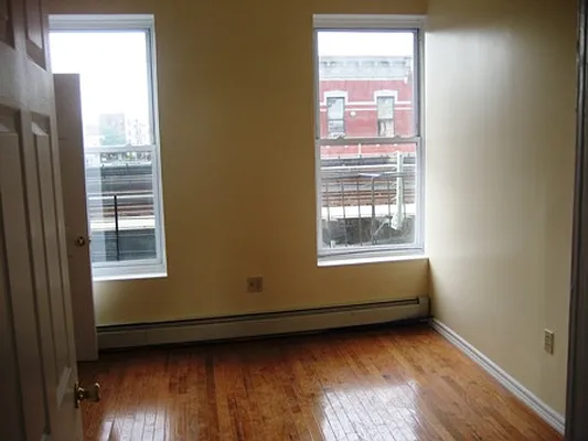 Rented by Blue Egg Realty Corp | media 27