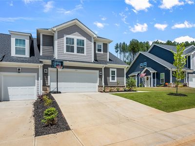 218 Grange Valley Ln, Central, SC, 29630