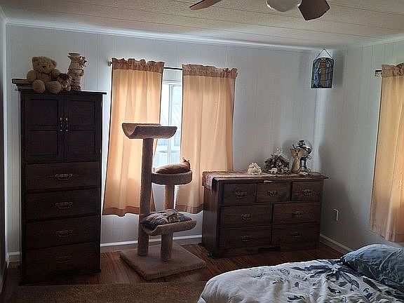 4th image of 30 Ligonier Dr