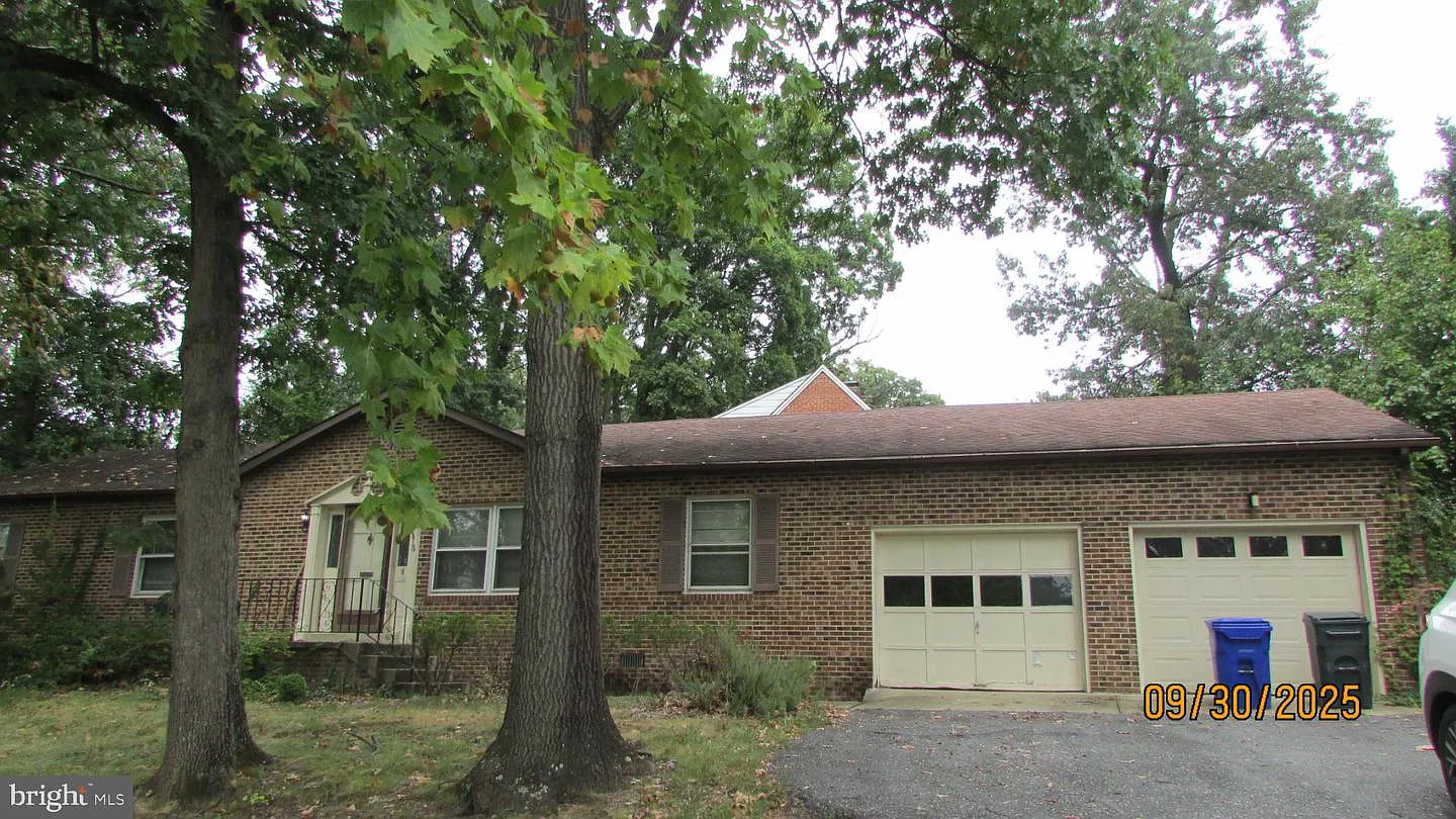 4416 Van Buren St photo 1