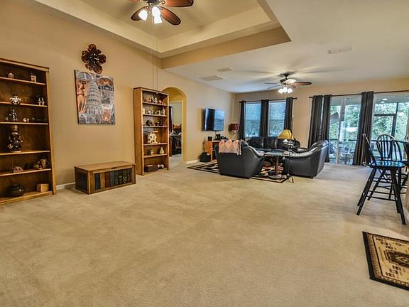 5th image of 313 Parsons Woods Dr