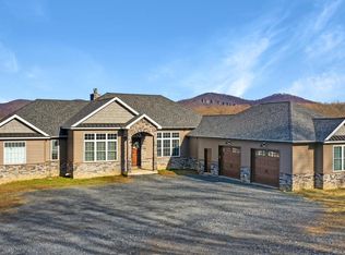 13701 McKenzie Tower Rd SW, Cresaptown, MD 21502