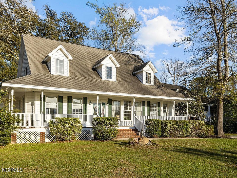 1st image of 323 Winding Woods Way