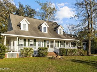 323 Winding Woods Way, Beaufort, NC 28516