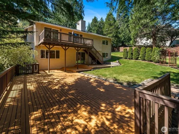 22706 NE 12th Place, Sammamish, WA 98074