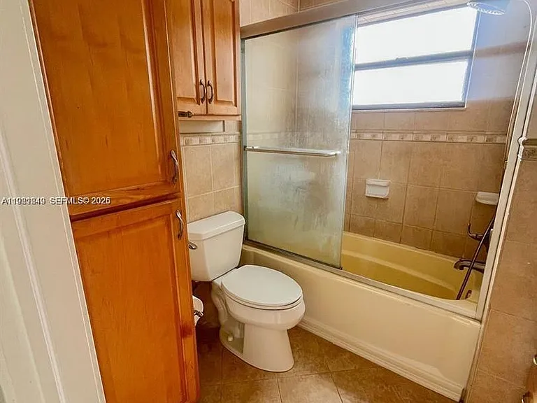 5249 W 24th Ct #5249 — Photo 11