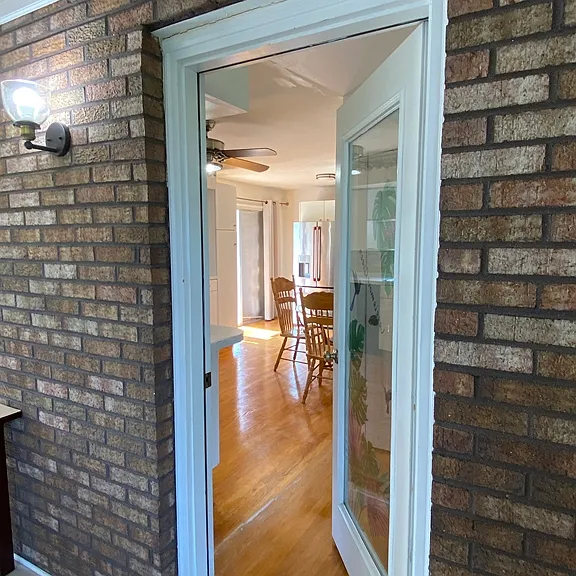 Sun Room Door to Kitchen