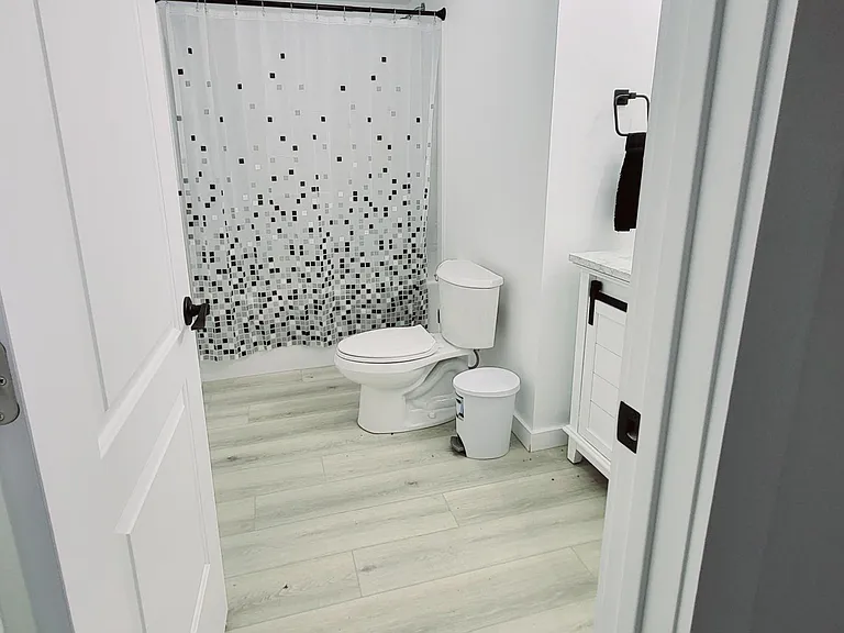 103 Jefferson St — Photo 10