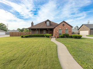 1308 Madeline St, Commerce, TX 75428